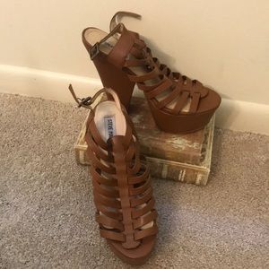 Steve Madden heels. Tan. Size 10
